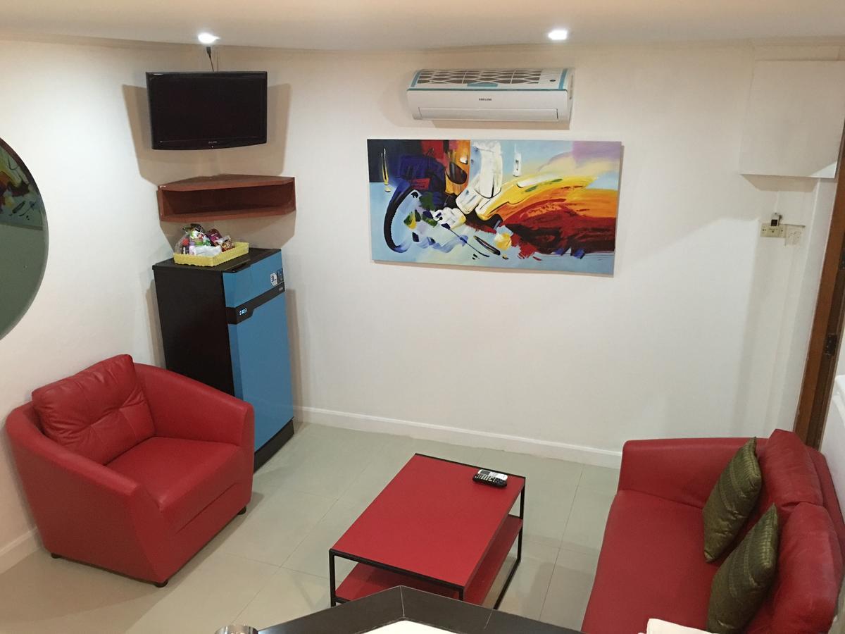 Galaxy Suites Pattaya Dış mekan fotoğraf